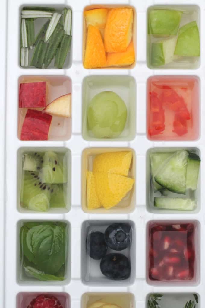 https://www.myfussyeater.com/wp-content/uploads/2014/07/Fruit-and-Herb-Ice-Cubes_002.jpg