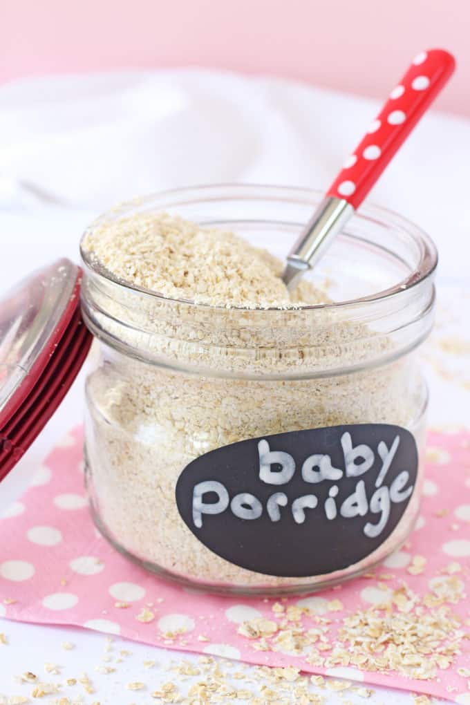 homemade baby oatmeal cereal with breastmilk