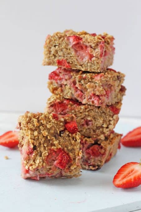 Strawberry Quinoa Breakfast Bars - My Fussy Eater | Easy Family Recipes