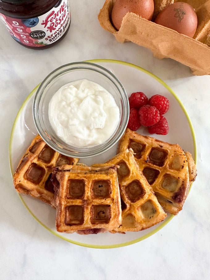 https://www.myfussyeater.com/wp-content/uploads/2023/08/Waffle-French-Toast_02.jpg