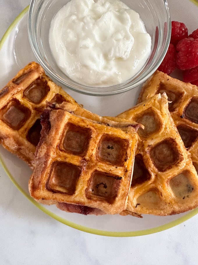 https://www.myfussyeater.com/wp-content/uploads/2023/08/Waffle-French-Toast_09.jpg